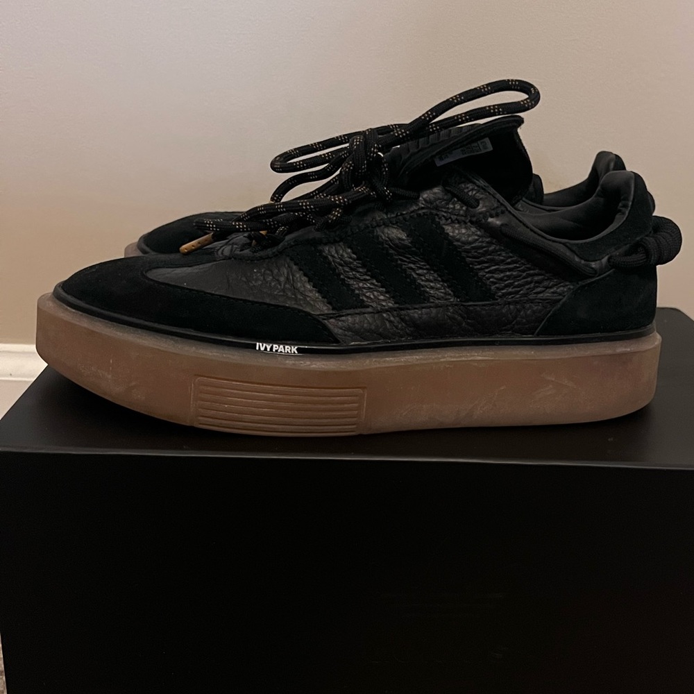 Ivy Park Super sleek72